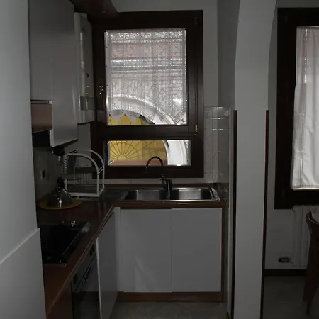 Anthonyflatvenice Apartman *